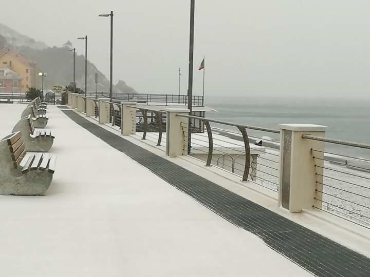 Come A Casa Deiva Marina Exterior photo
